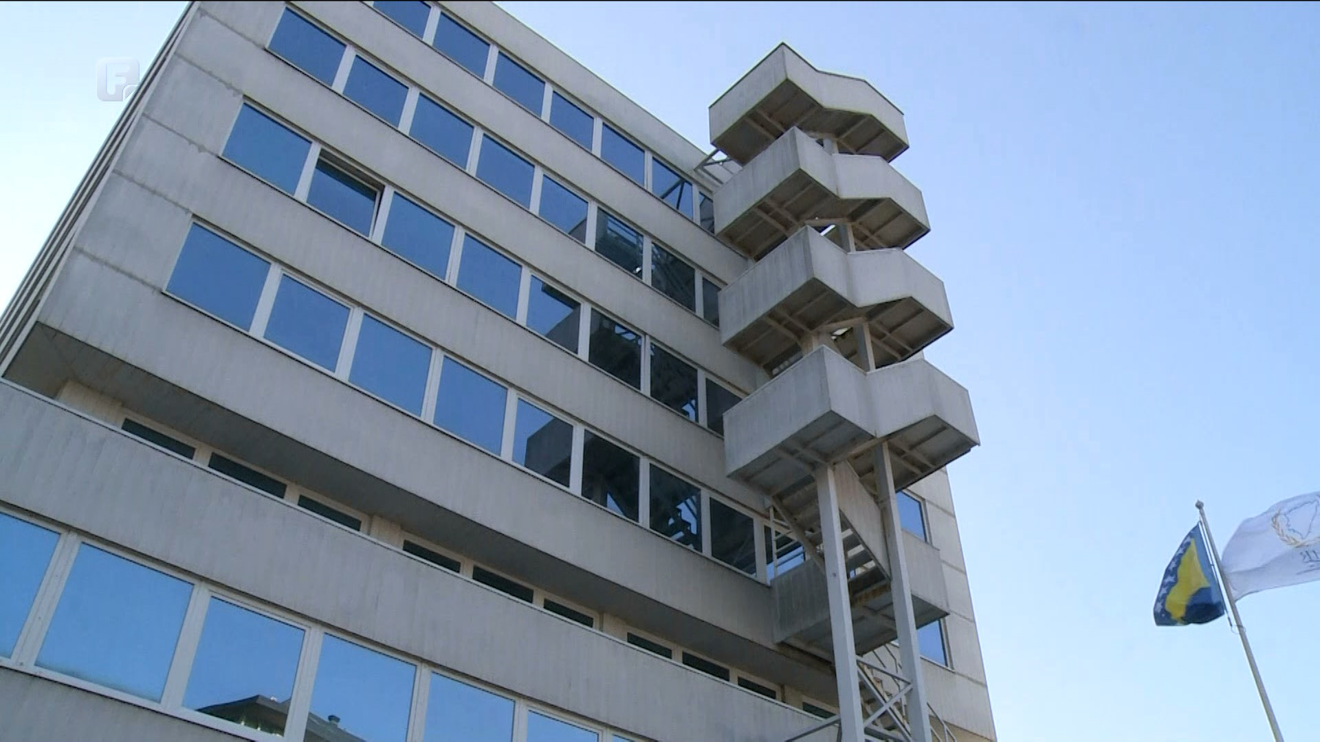 Zašto Schmidt za blokadu vlasti proziva i potpredsjednike Federacije?